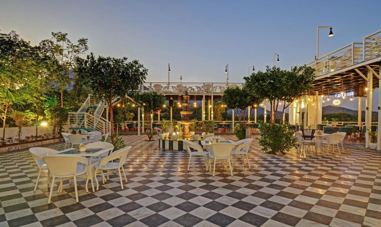 Treebo Khakhri Haveli Hotel Удайпур Екстериор снимка